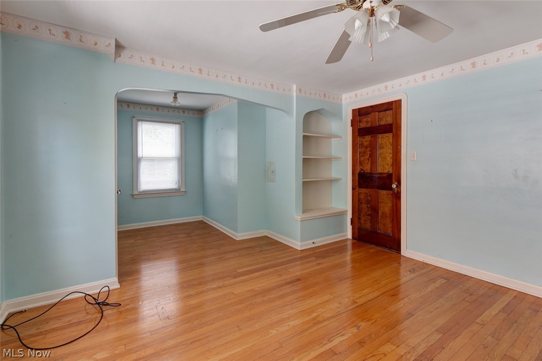 17509 Crestland Road Cleveland, OH 44119 - Photo 22 of 32 Gallery Image 22