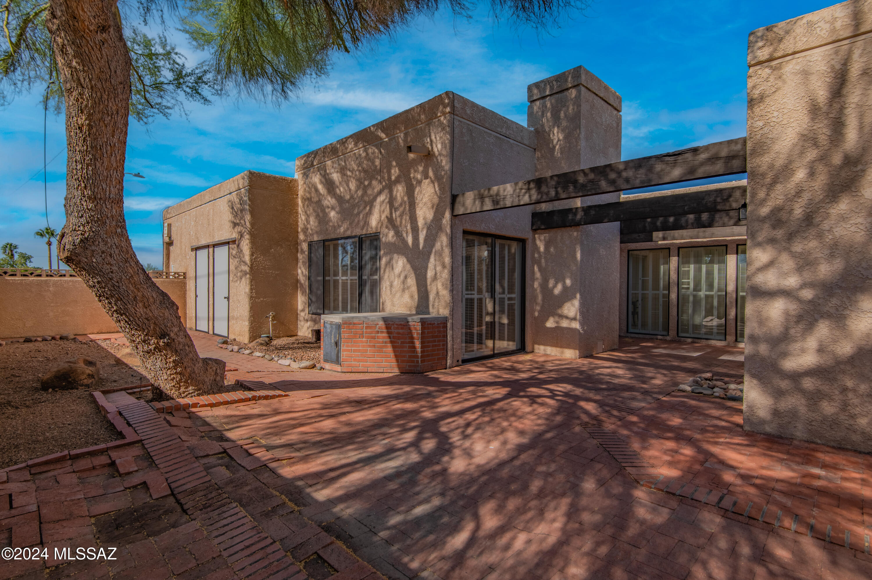 601 North Richey Boulevard Tucson, AZ 85716 - Photo 3 of 26
