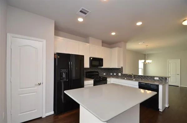 $2,675 | 3210 Harmony Creek Lane, Spring, TX 77386