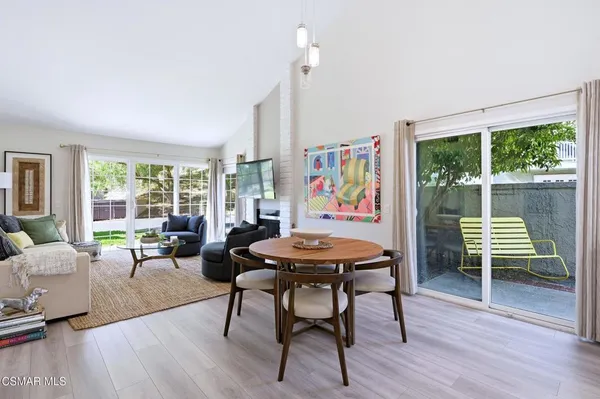 $682,500 | 129 Conifer Circle, Oak Park, CA 91377