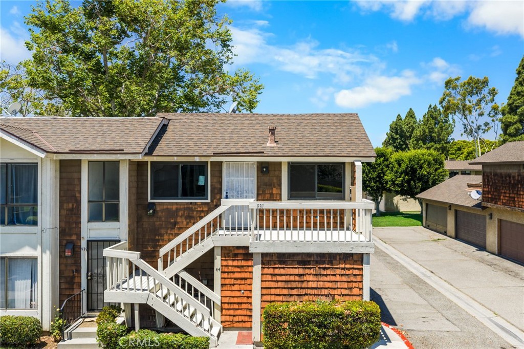 931 South Sutter Creek Road Anaheim, CA 92804 - Photo 2 of 36