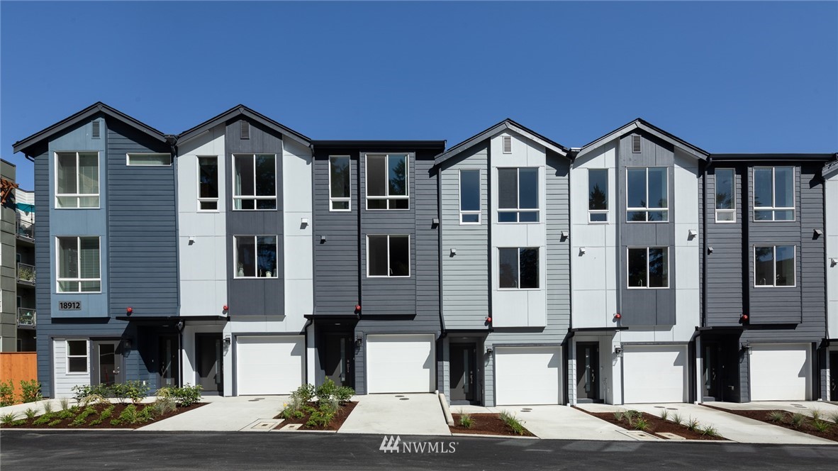10944 Northeast 189th Street, Unit 4 6 Bothell, WA 98011 - Photo 1 of 7 Gallery Image 1