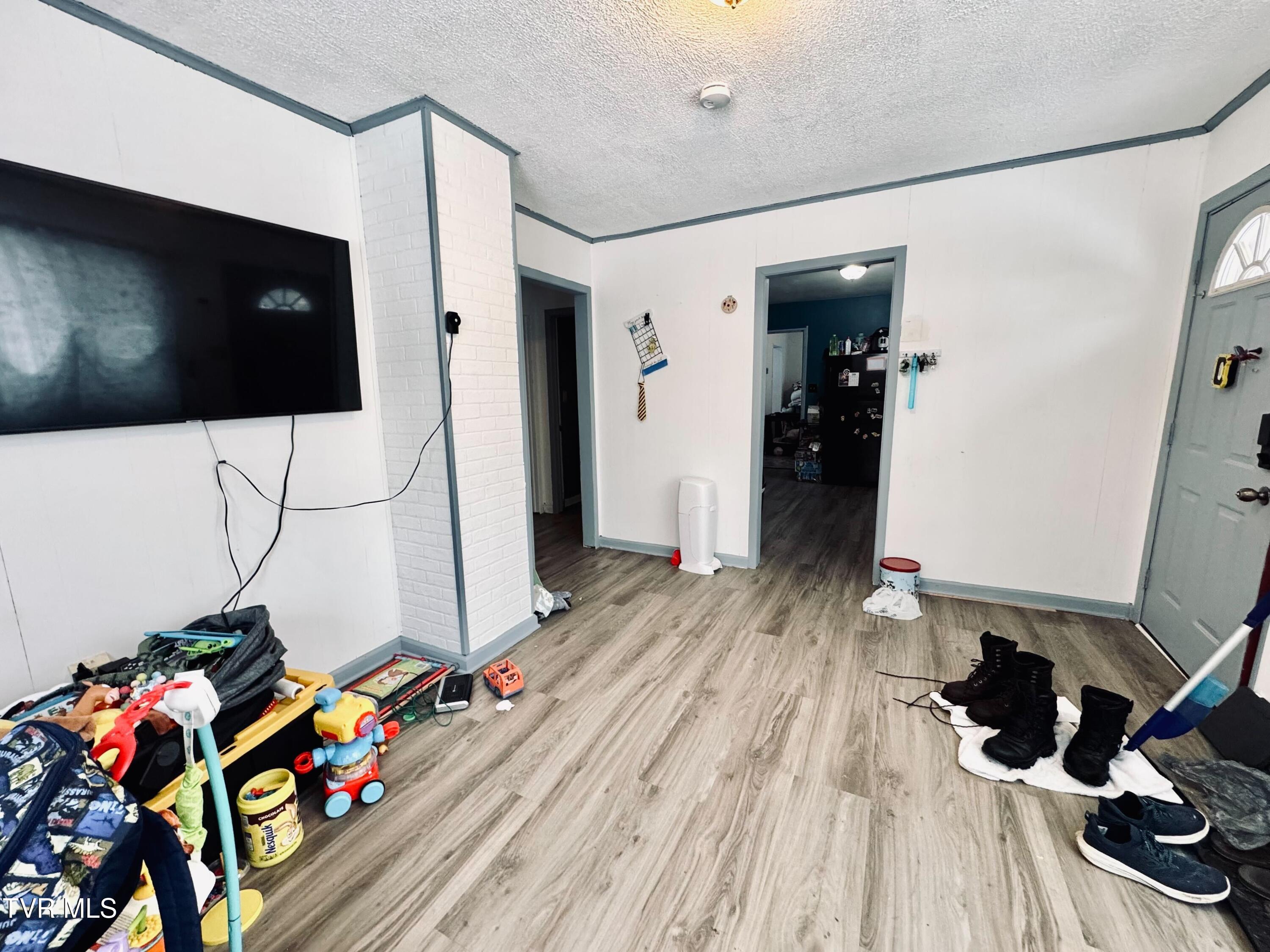 1190 St Clairs Creek Road Chilhowie, VA 24319 - Photo 4 of 20 img_6792