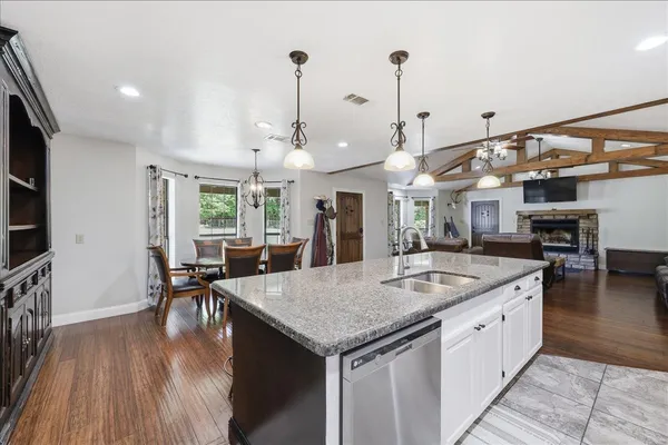 $540,000 | 1620 Highway 63, Burkeville, TX 75932