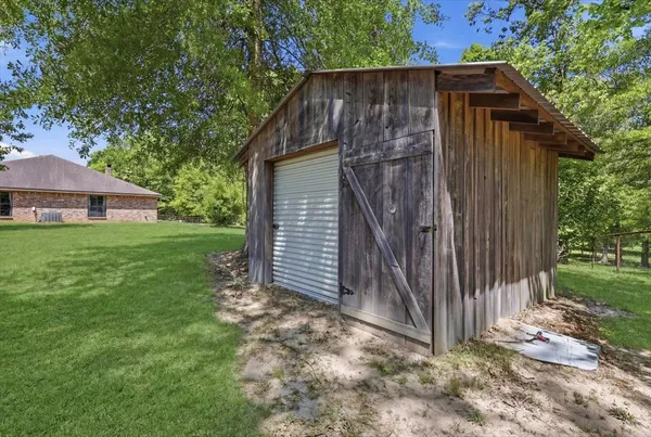 $540,000 | 1620 Highway 63, Burkeville, TX 75932