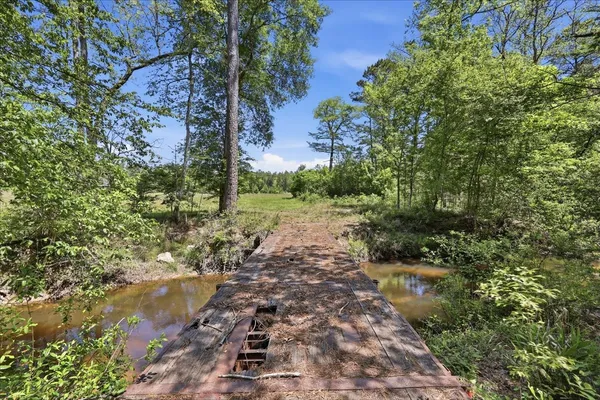 $540,000 | 1620 Highway 63, Burkeville, TX 75932