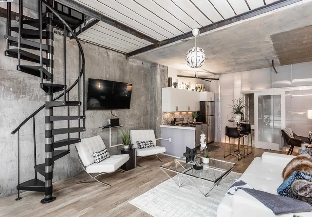 $299,000 | 630 Thomas L Berkley Way, Unit 102, Oakland, CA 94612