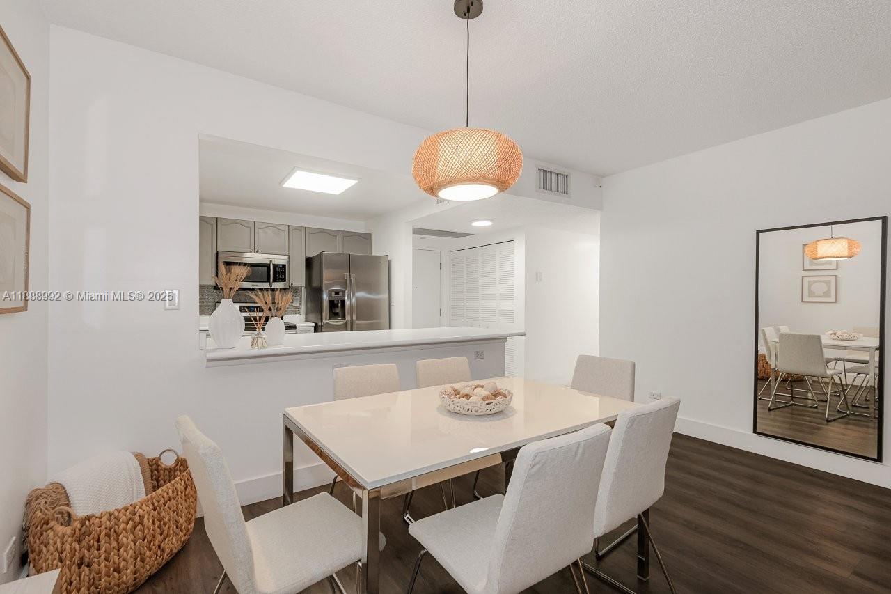 2301 Collins Avenue, Unit 333 Miami Beach, FL 33139 - Photo 12 of 44