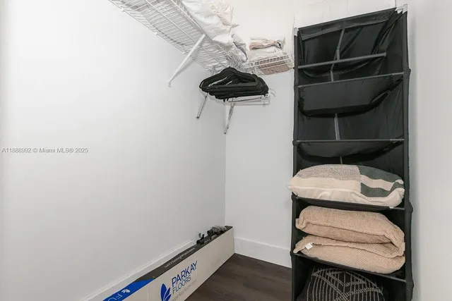 $7,000 | 2301 Collins Avenue, Unit 333, Miami Beach, FL 33139