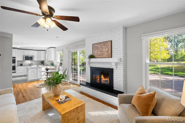 $599,999 | 540 Fairways Circle, Creve Coeur, MO 63141