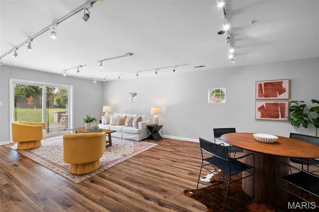 $599,999 | 540 Fairways Circle, Creve Coeur, MO 63141