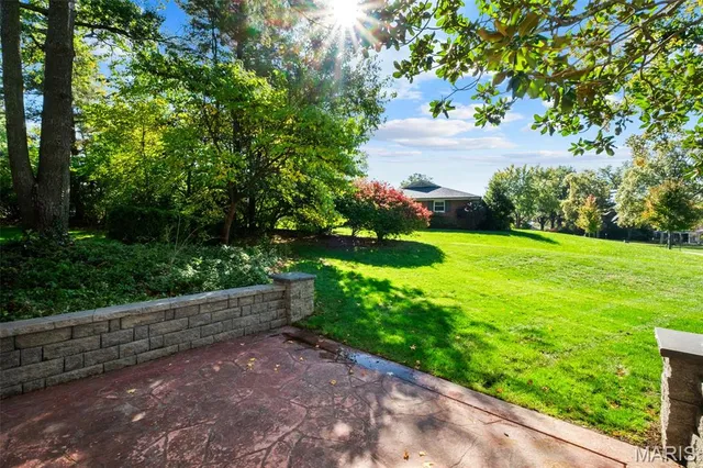 $599,999 | 540 Fairways Circle, Creve Coeur, MO 63141