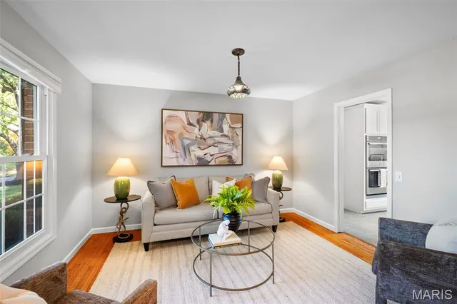 $599,999 | 540 Fairways Circle, Creve Coeur, MO 63141