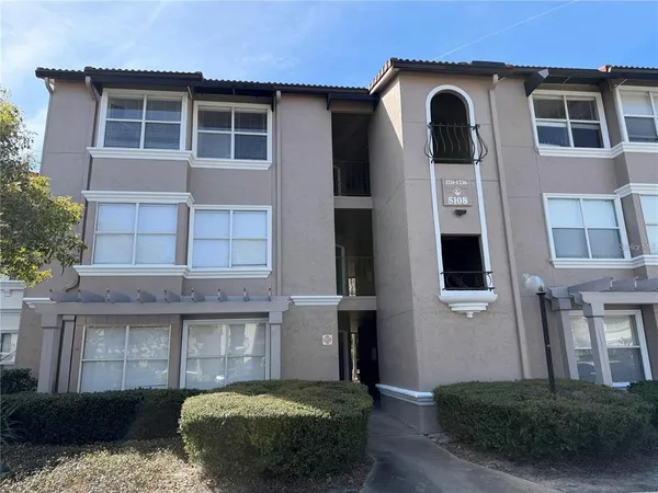 $1,350 | 5108 Conroy Road, Unit 1713, Orlando, FL 32811