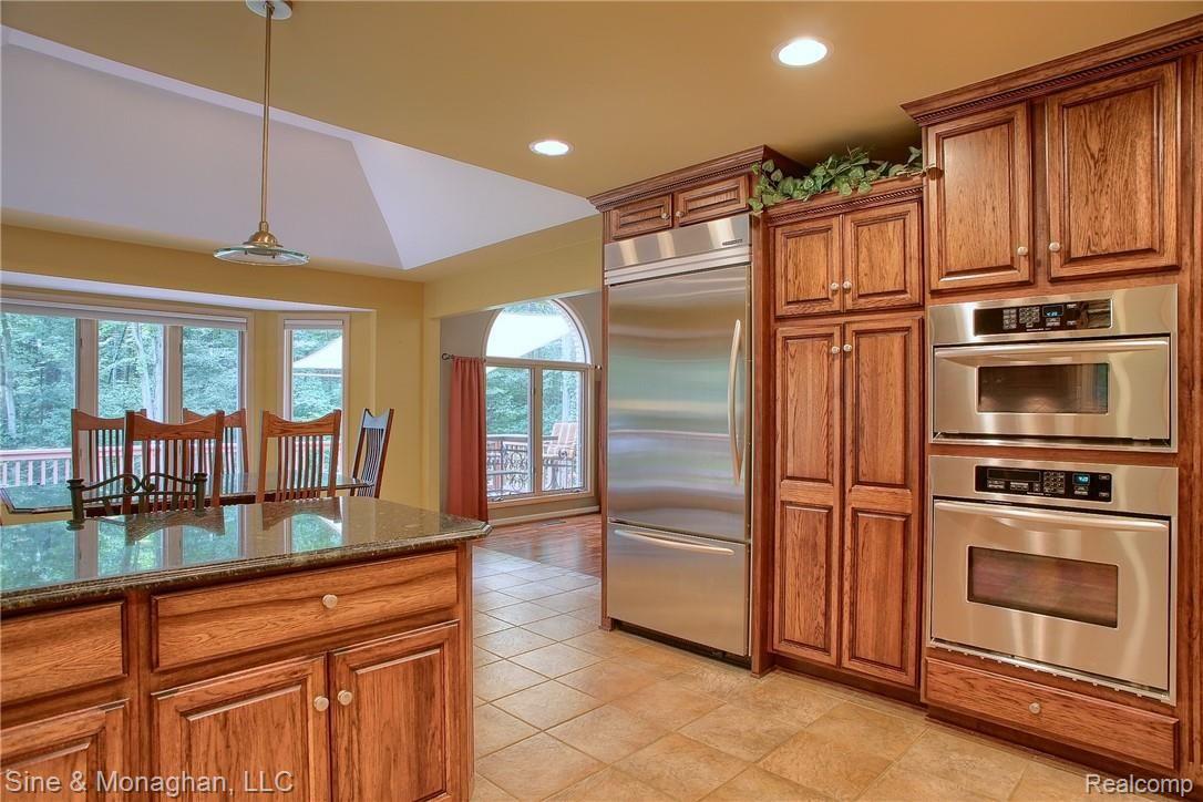 8738 Morrow Road Algonac, MI 48001 - Photo 21 of 40 Kitchen_3rd_View.jpg