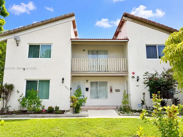 $299,000 | 3719 Riverside Drive, Coral Springs, FL 33065