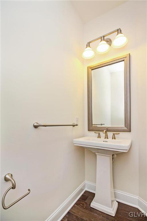5850 Saucon Ridge Road Coopersburg, PA 18036 - Photo 21 of 32 Powder Room- Photos shown are of a similar model a