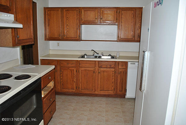 86744 Cardinal Road Yulee, FL 32097 - Photo 5 of 6 011
