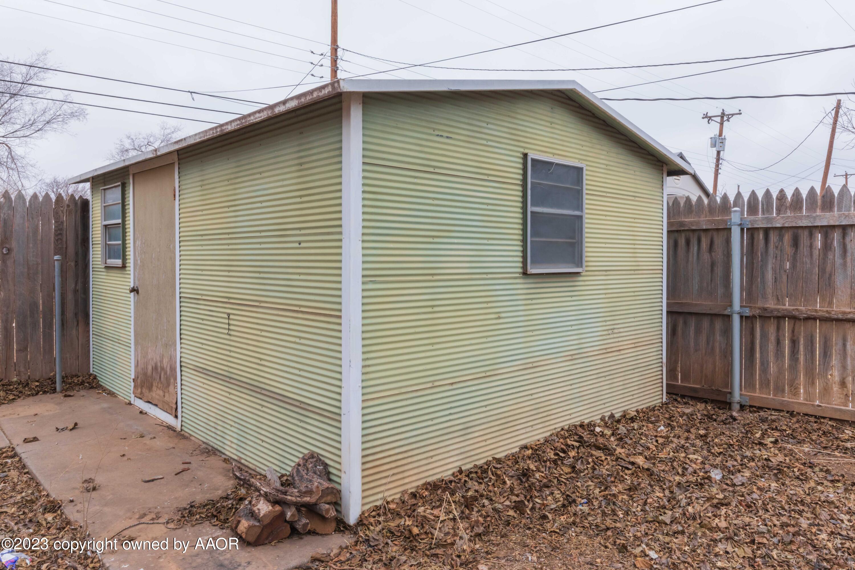 3410 Harmony Street Amarillo, TX 79109 - Photo 41 of 41 a side view of a house
