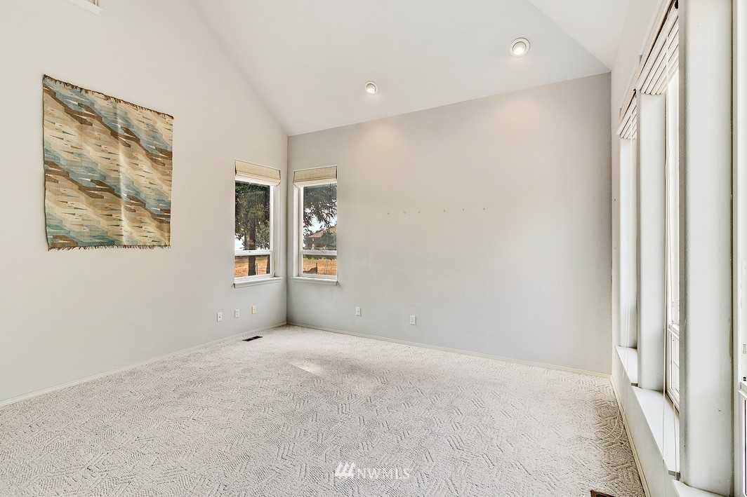 12402 South Keyport Road Northeast Poulsbo, WA 98370 - Photo 13 of 25 Gallery Image 13