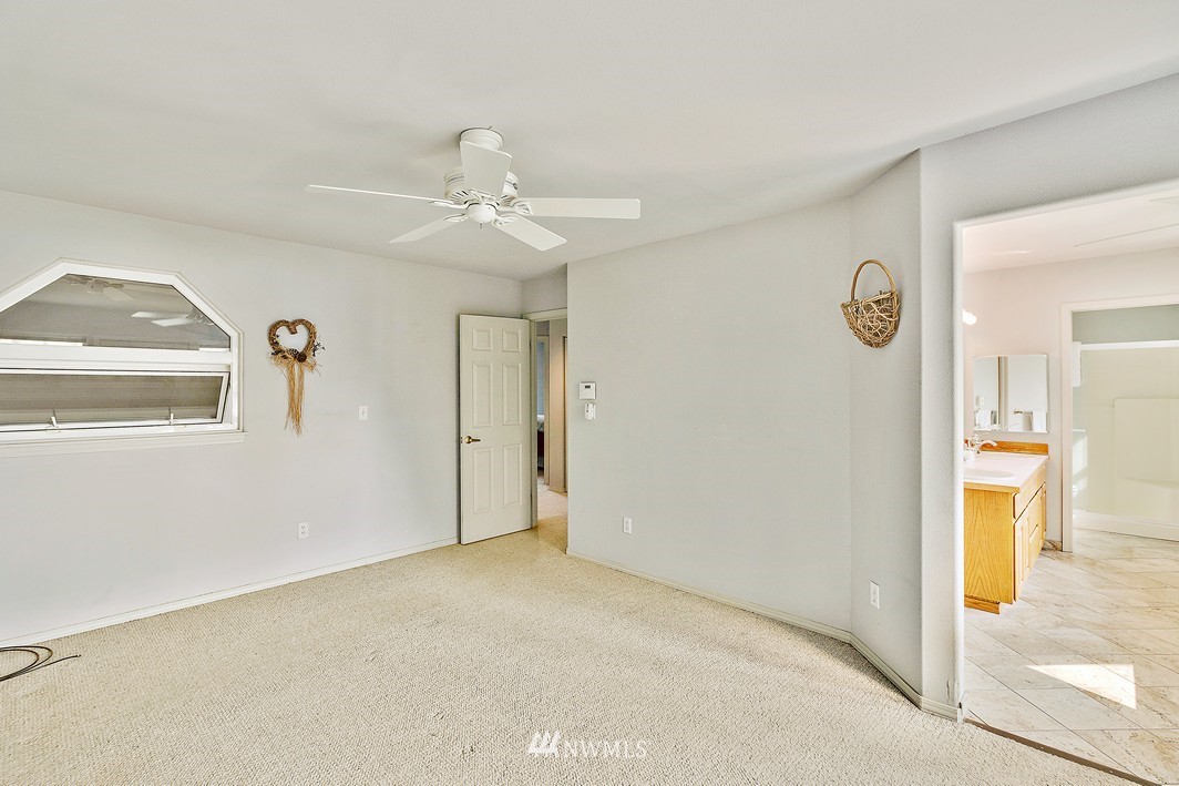 12402 South Keyport Road Northeast Poulsbo, WA 98370 - Photo 14 of 25 Gallery Image 14