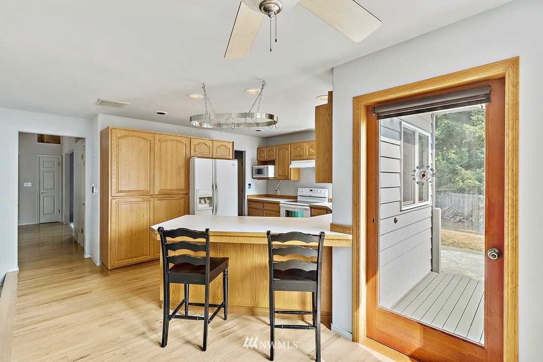 12402 South Keyport Road Northeast Poulsbo, WA 98370 - Photo 6 of 25 Gallery Image 6