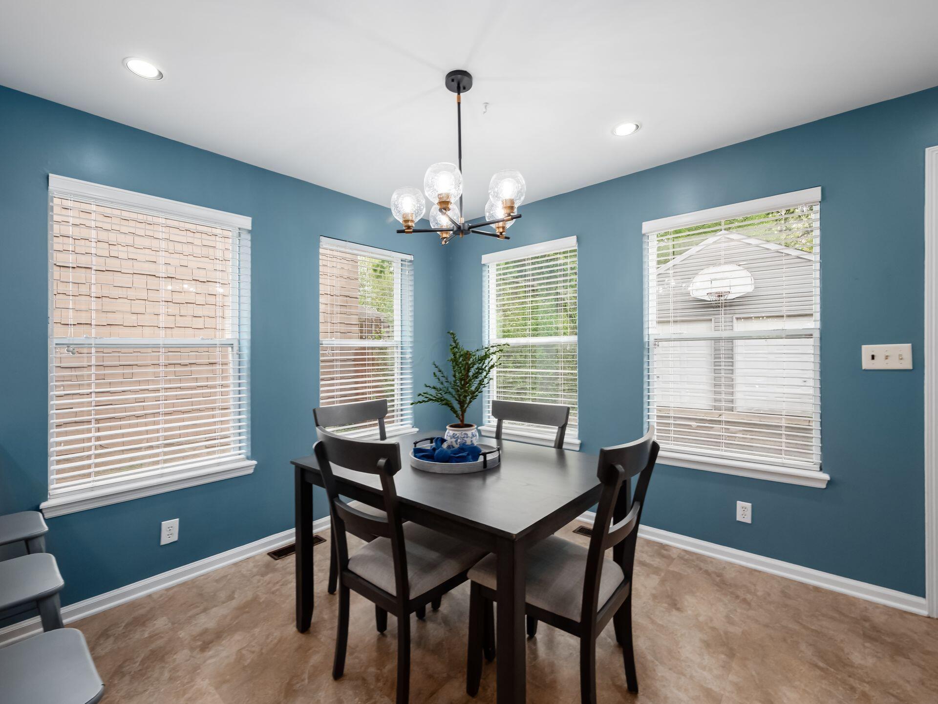 519 East Torrence Road Columbus, OH 43214 - Photo 17 of 64 045_21d0_A 519 E Torrence 097