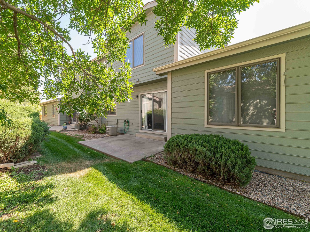 933 East Prospect Road, Unit B Fort Collins, CO 80525 - Photo 20 of 23 Mature Landscaping