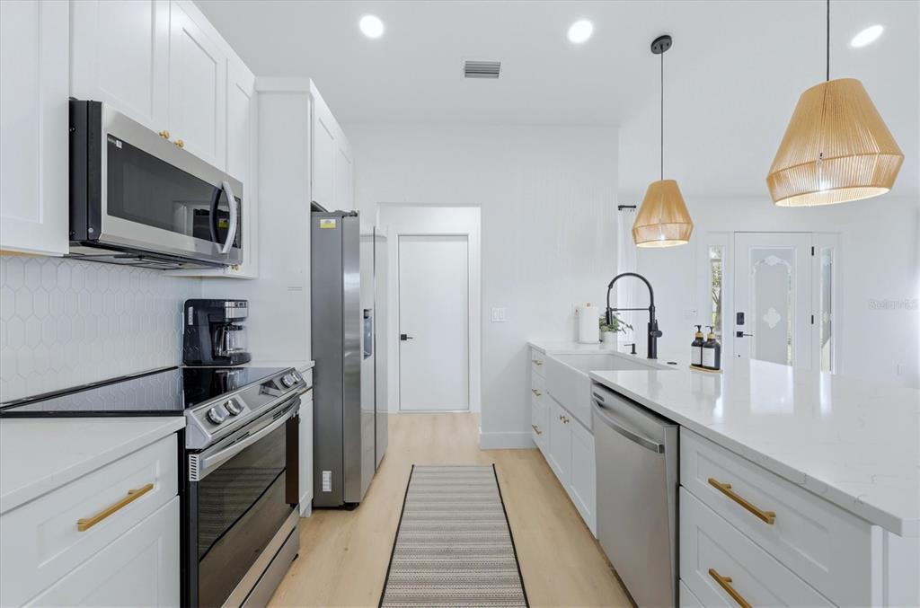 1930 Faun Road Venice, FL 34293 - Photo 14 of 29