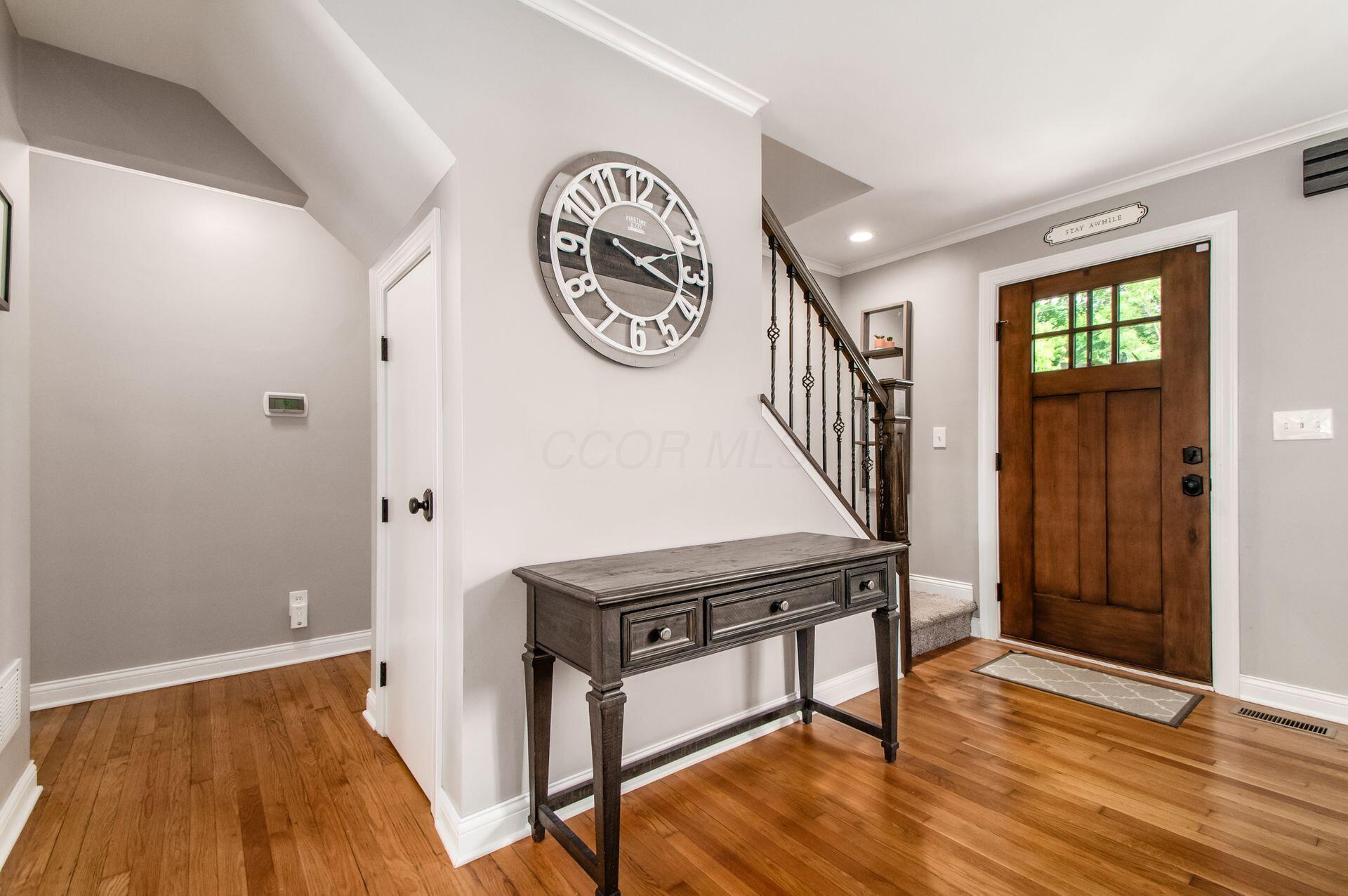 3055 Tremont Road Columbus, OH 43221 - Photo 6 of 38 006_ Rd Columbus OH 43221 USA