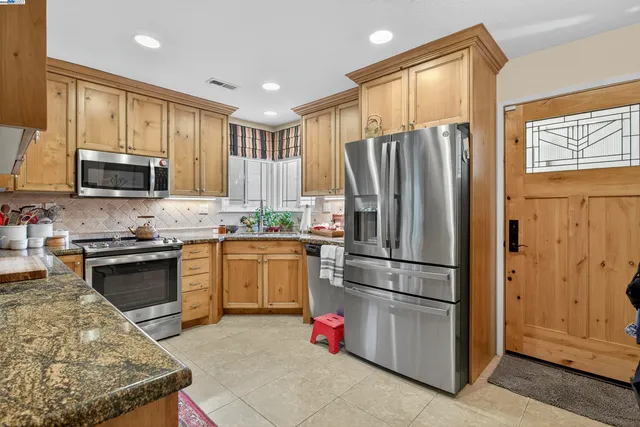 $999,950 | 2229 Delucchi Drive, Pleasanton, CA 94588