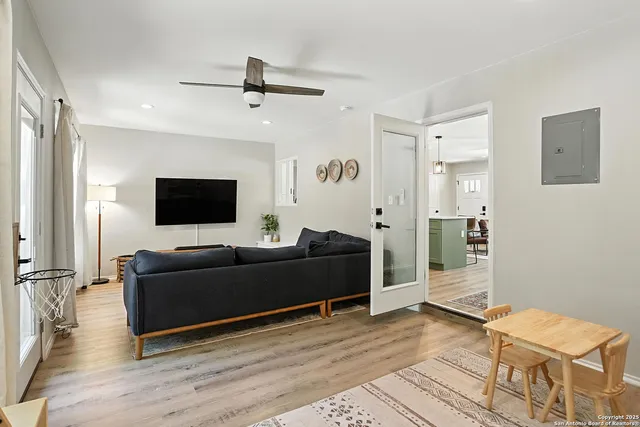 $440,000 | 619 Olney Drive, San Antonio, TX 78209