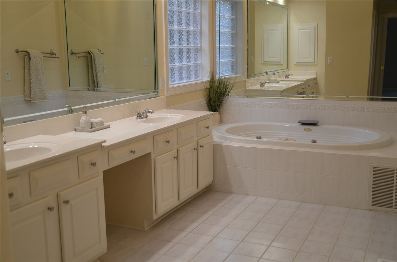 12428 Canolder Street Raleigh, NC 27614 - Photo 7 of 28 Photo 7