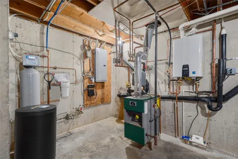 $410,000 | 246 Robinson Avenue, Newburgh, NY 12550