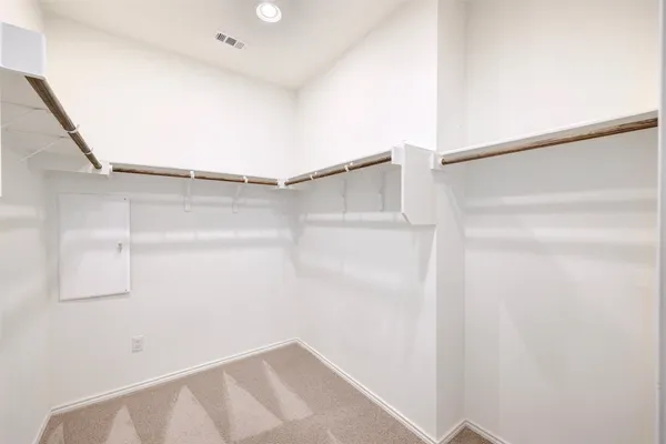 $2,495 | 307 Simmental Loop, Hutto, TX 78634