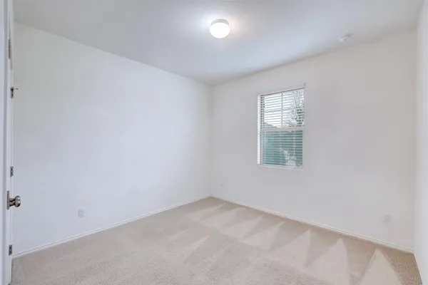 $2,495 | 307 Simmental Loop, Hutto, TX 78634