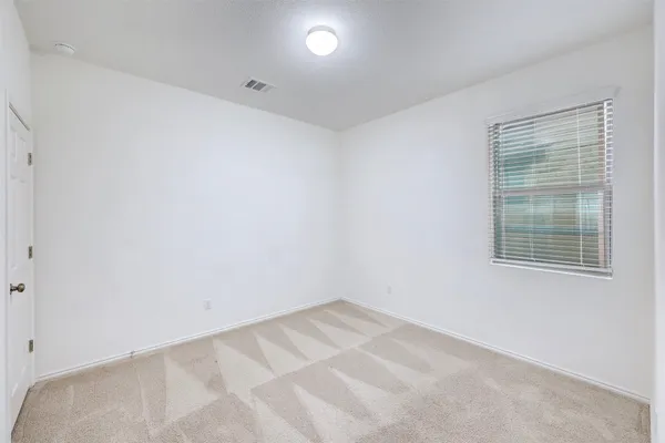 $2,495 | 307 Simmental Loop, Hutto, TX 78634