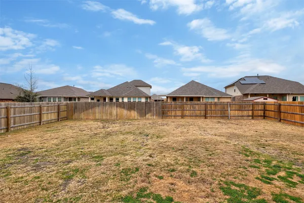 $2,495 | 307 Simmental Loop, Hutto, TX 78634