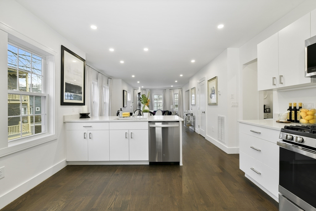 115-117 Elmer Road Boston, MA 02124 - Photo 17 of 42 Gallery Image 17