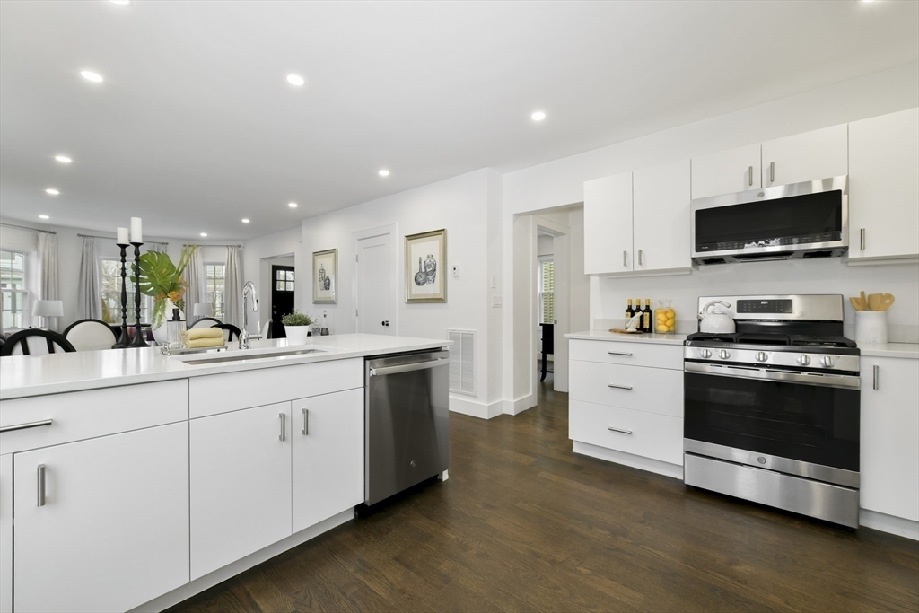 115-117 Elmer Road Boston, MA 02124 - Photo 18 of 42 Gallery Image 18