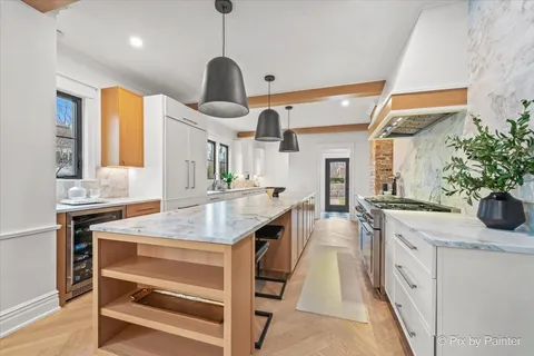 $2,500,000 | 355 Linden Street, Winnetka, IL 60093