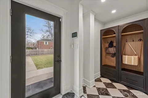 $2,500,000 | 355 Linden Street, Winnetka, IL 60093