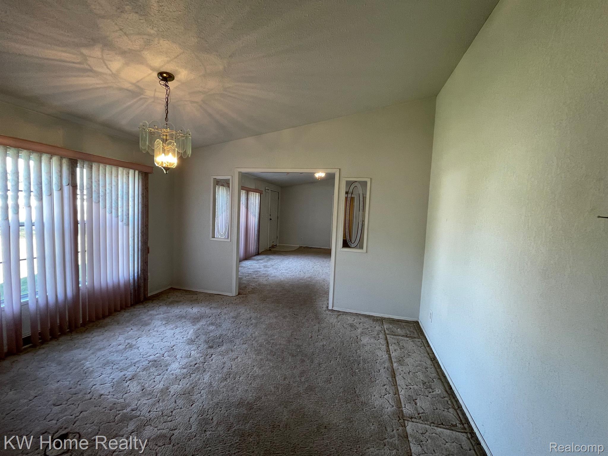 4585 West Dunbar Road Monroe, MI 48161 - Photo 8 of 19 Gallery Image 8