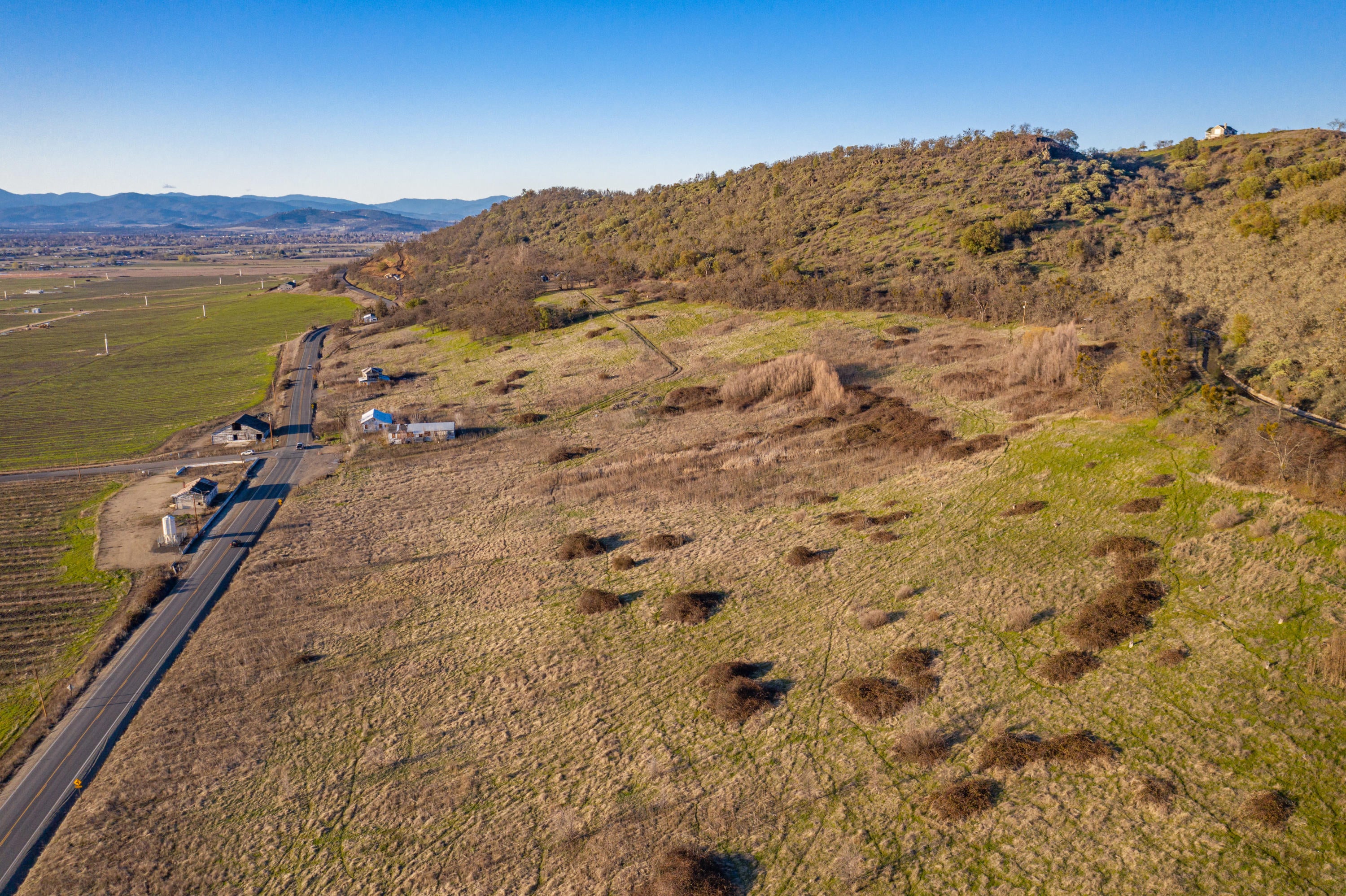 5066 North Foothill Road Medford, OR 97504 - Photo 2 of 19 East Parcel (1)