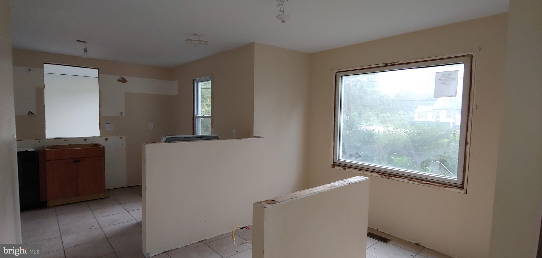 4479 Mountain Road Pasadena, MD 21122 - Photo 14 of 23 Kitchen
