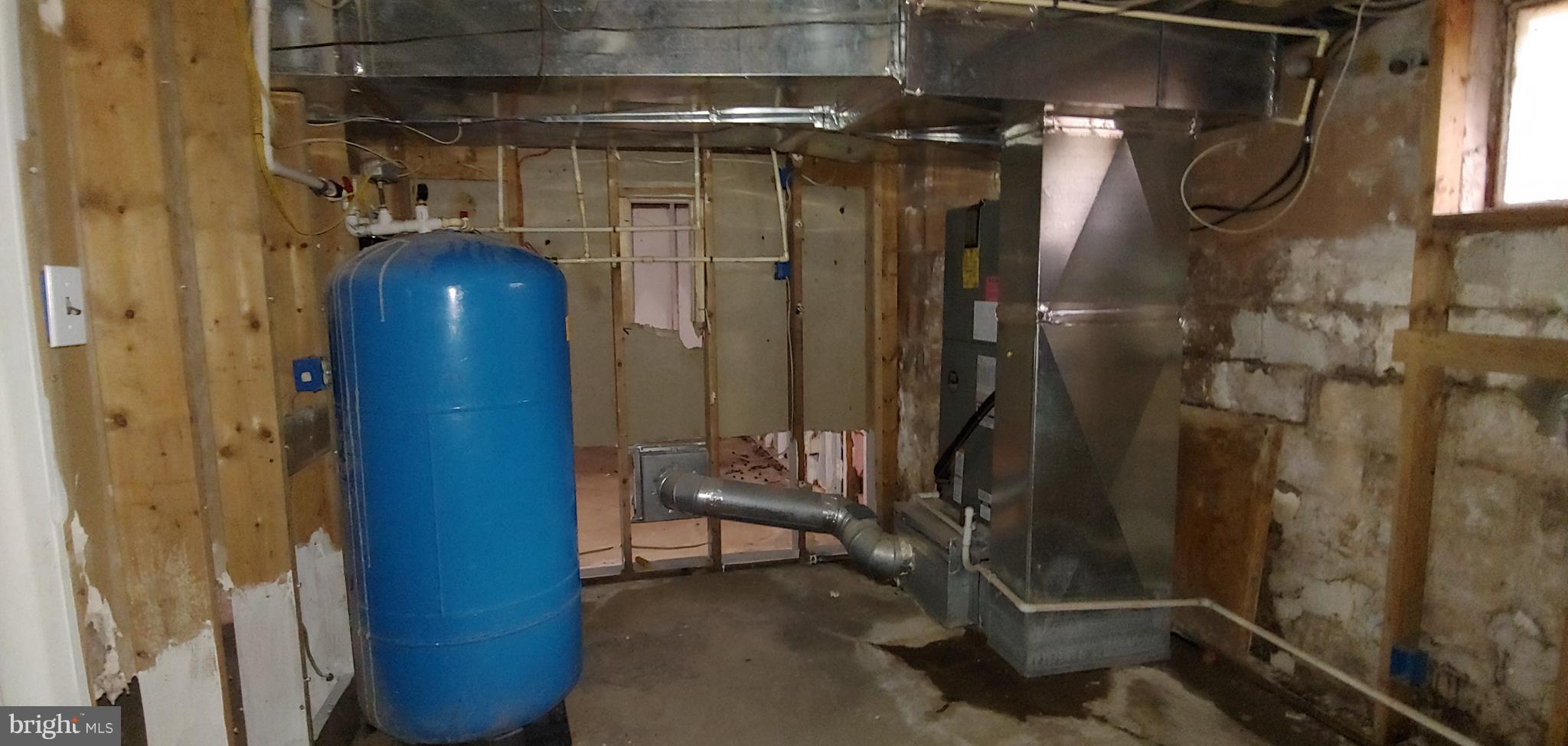4479 Mountain Road Pasadena, MD 21122 - Photo 22 of 23 Basement
