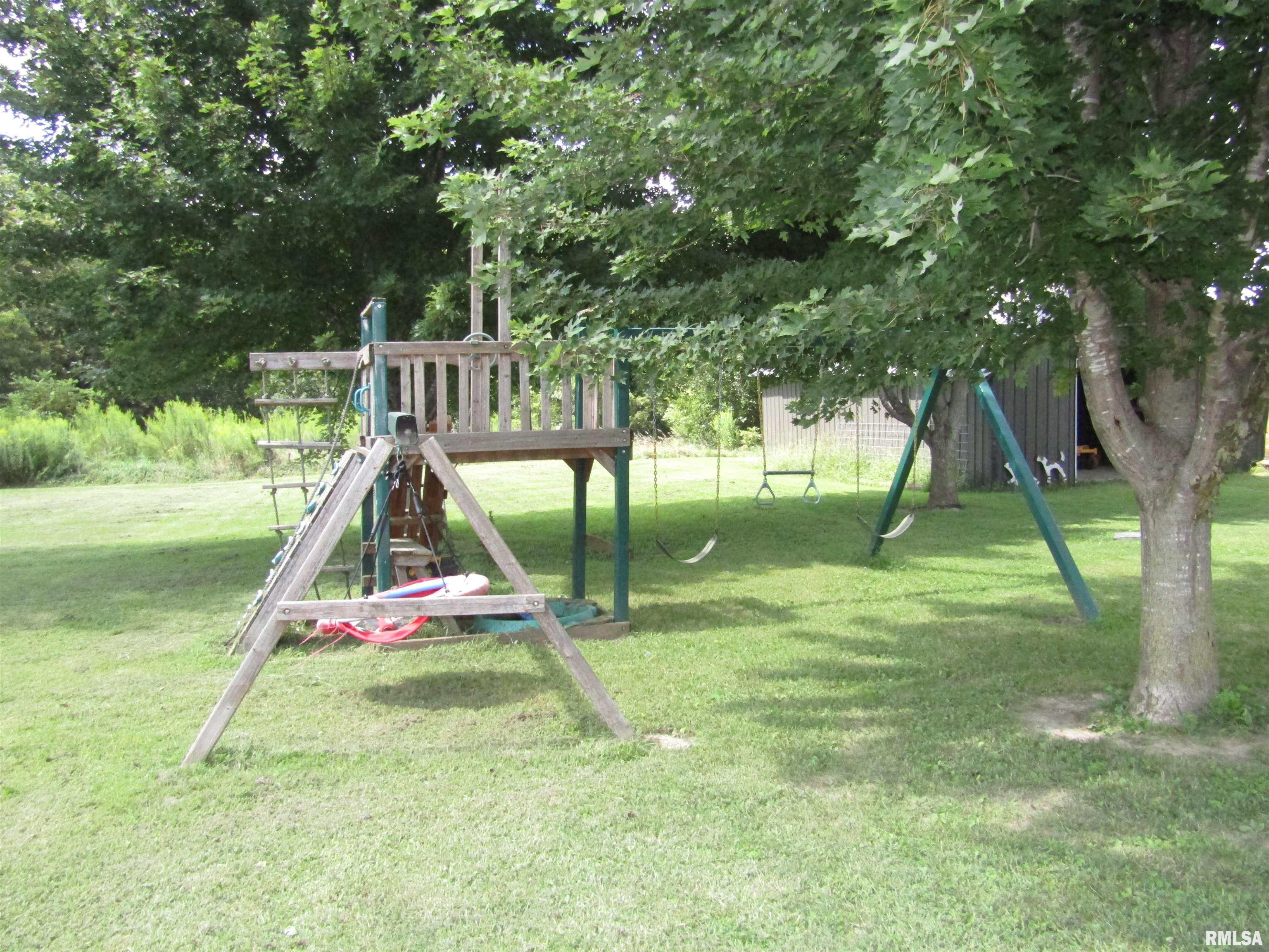 5480 North Sand Branch Road Astoria, IL 61501 - Photo 9 of 42 Gallery Image 9