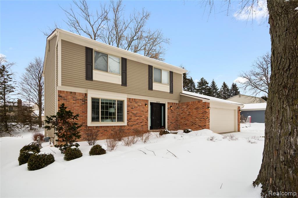 1659 Dennett Lane Rochester Hills, MI 48307 - Photo 3 of 49