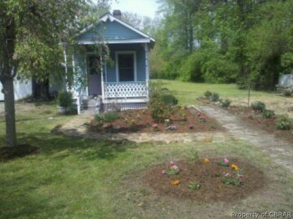 328 Main Street Reedville, VA 22539 - Photo 3 of 20