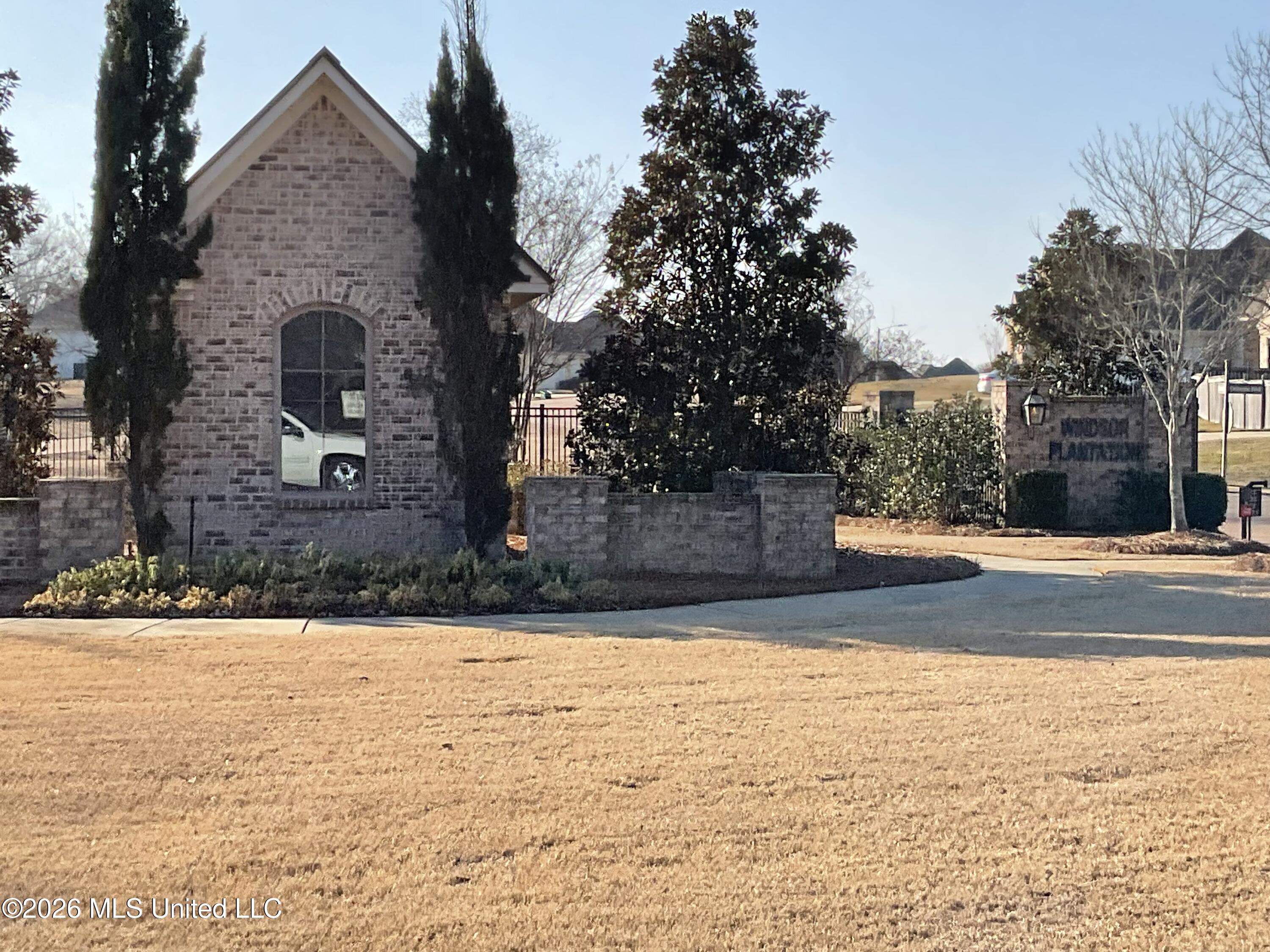 107 Elizabeth Drive Clinton, MS 39056 - Photo 3 of 6 IMG_0659